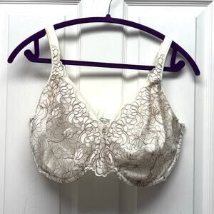 Playtex Bra Cream Lined Lace Full Cup Floral Embroidery 4 Hook Womens Size 40DDD